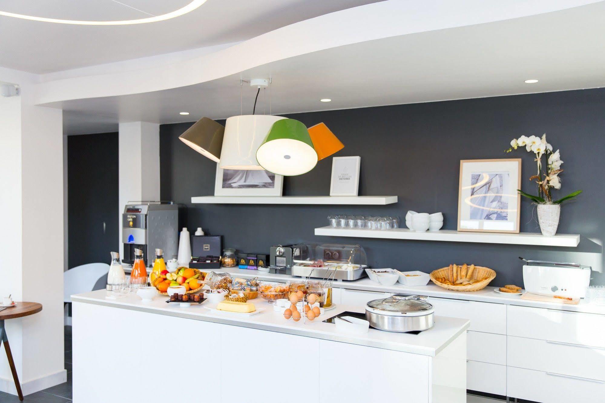 Hotel Les Voiles Toulon Ngoại thất bức ảnh